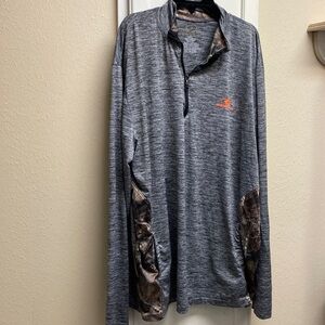Mossy Oak 1/4 zip dry fit shirt